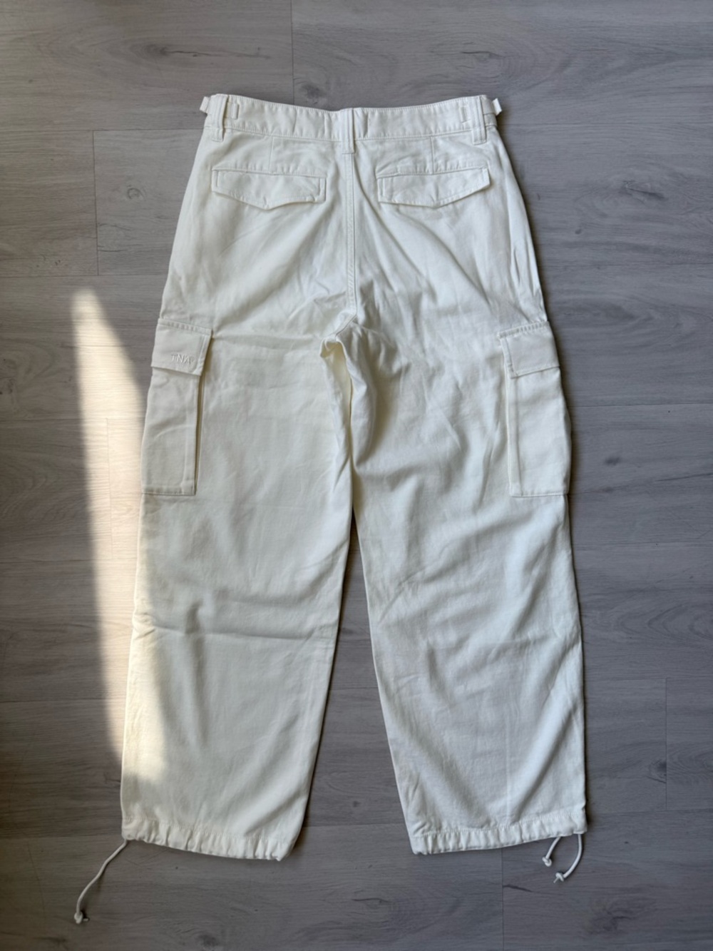 Aritzia TNA Supply Cargo Pant - Picture 13 of 16